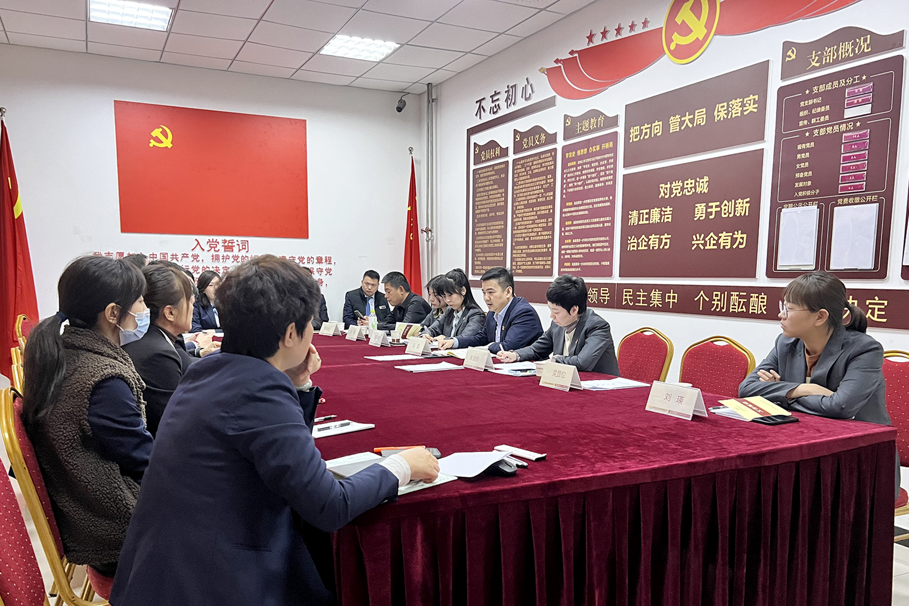 皇城物业.jpg